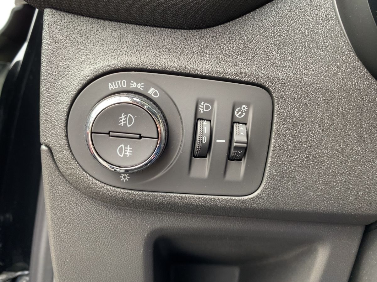 Opel Crossland GS Line - Samsaru's Car Outlet