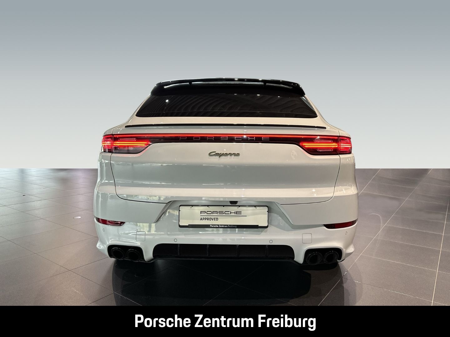 Porsche Cayenne E-Hybrid Coupe Platinum Edition Head-Up