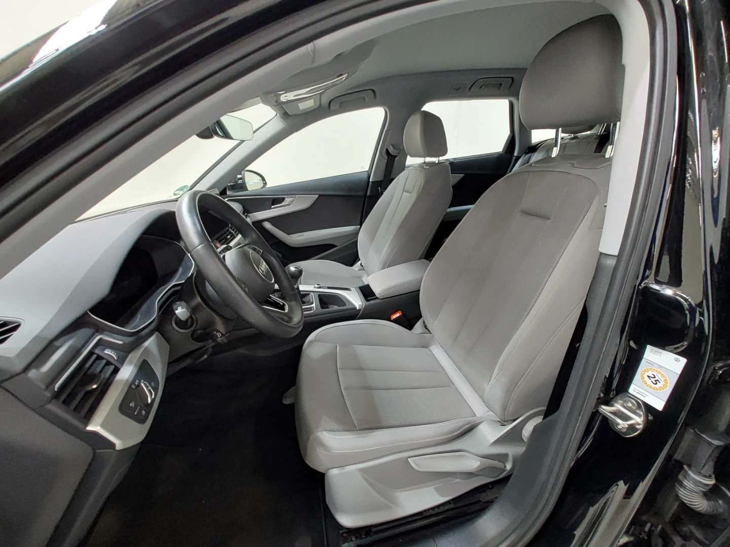 Audi A4 Avant 35 TFSI - Samsaru's Car Outlet