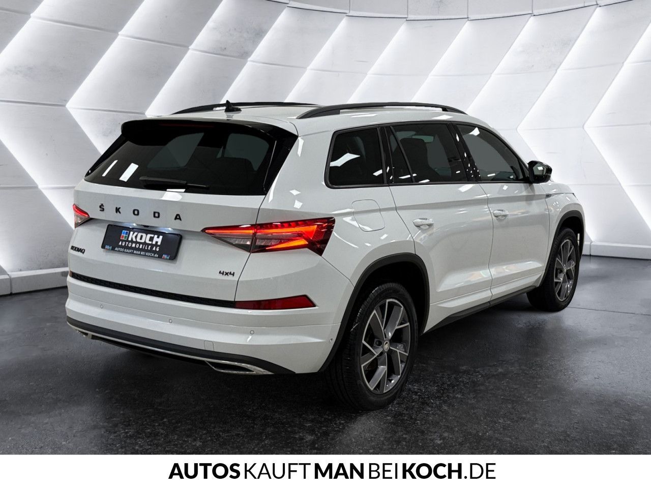 Skoda Kodiaq 2.0 TDI DSG 4x4 Sportline PANO AHK CANTON