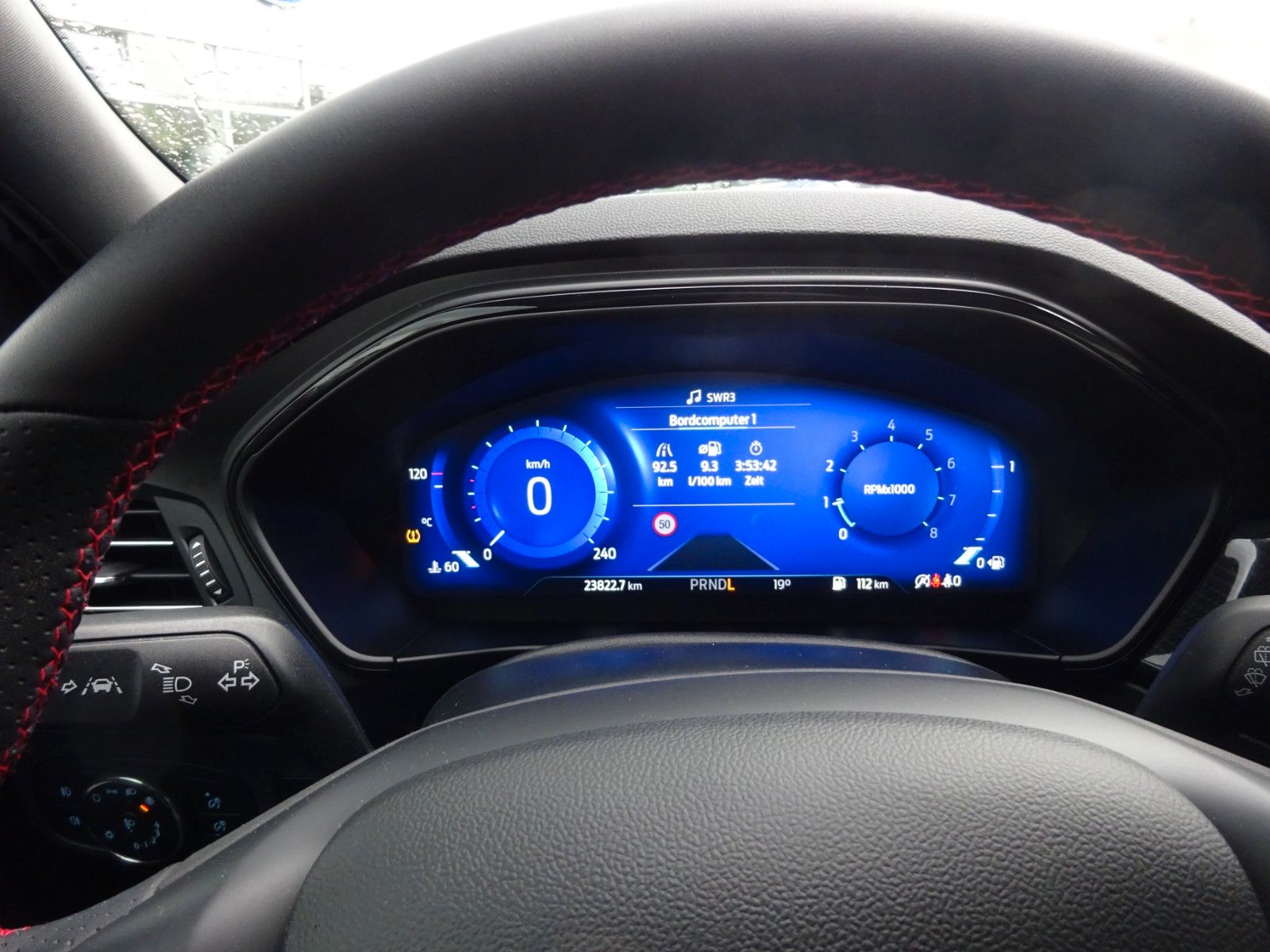 Ford Focus Turnier ST-Line X Autom AHK iACC HuD