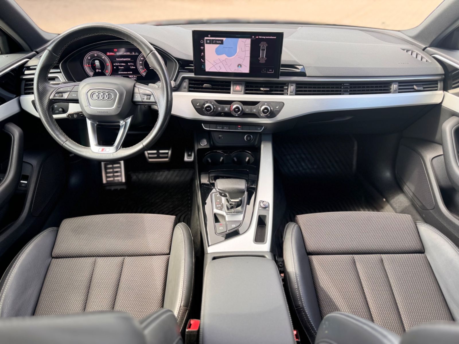 Audi A4 Avant 35 TDI S line - Samsaru's Car Outlet