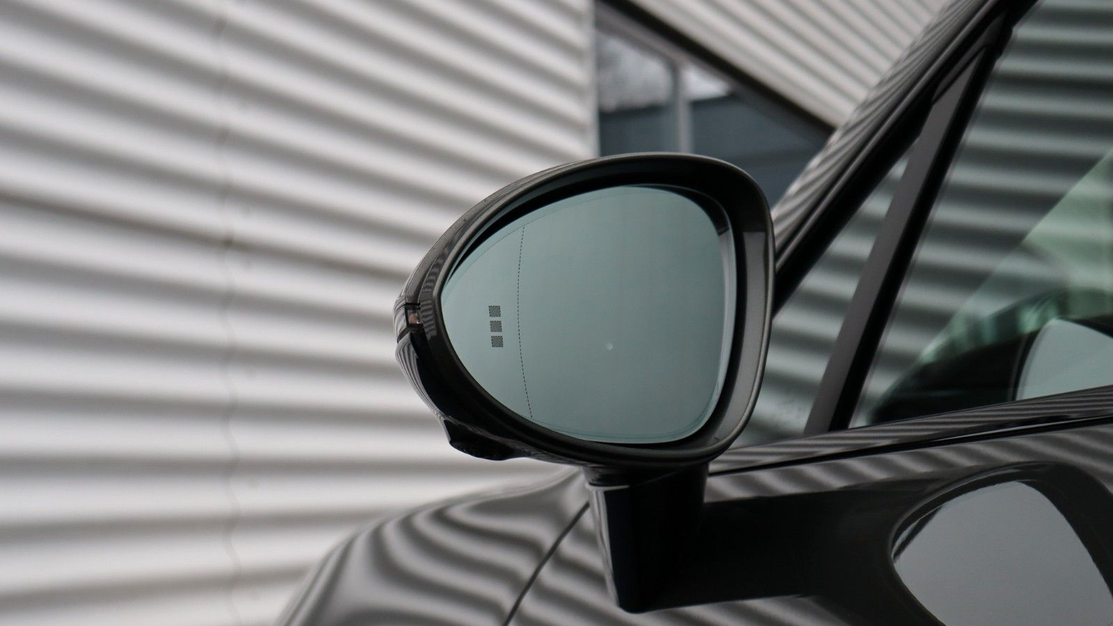 Porsche Macan Electric Turbo, Innodr. Pano,HUD,AHK, BOSE