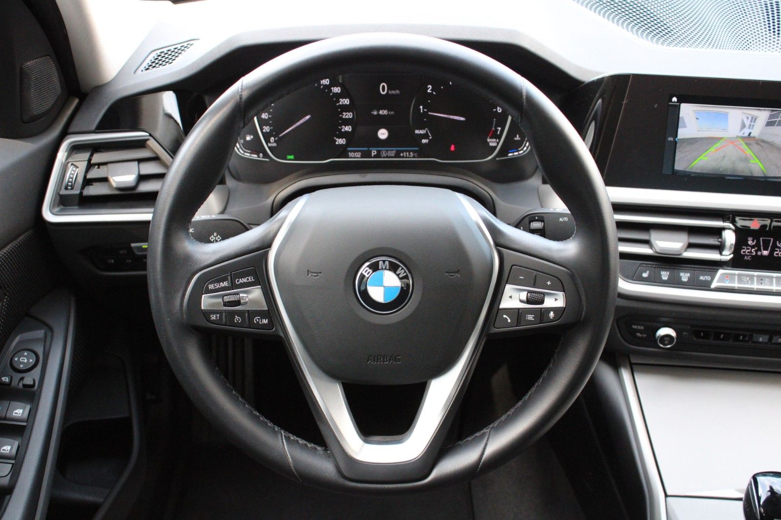 BMW 320i Lim. Advantage - Samsaru's Car Outlet