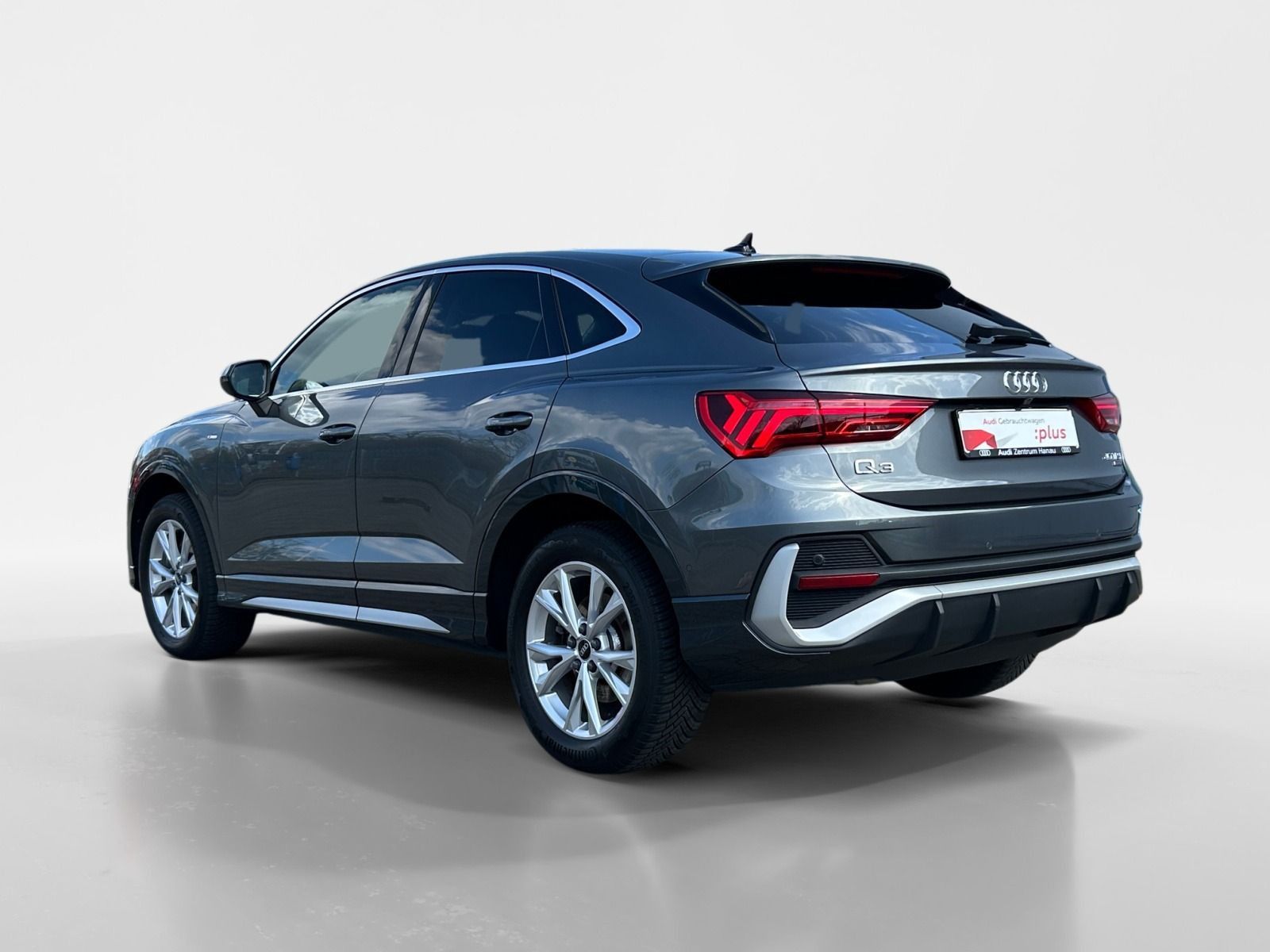 Audi Q3 Sportback 40 TFSI quattro S line - Samsaru's Car Outlet