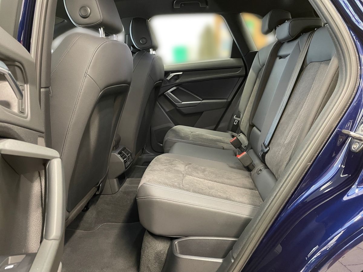 Audi Q3 40 TFSI quattro advanced - Samsaru's Car Outlet