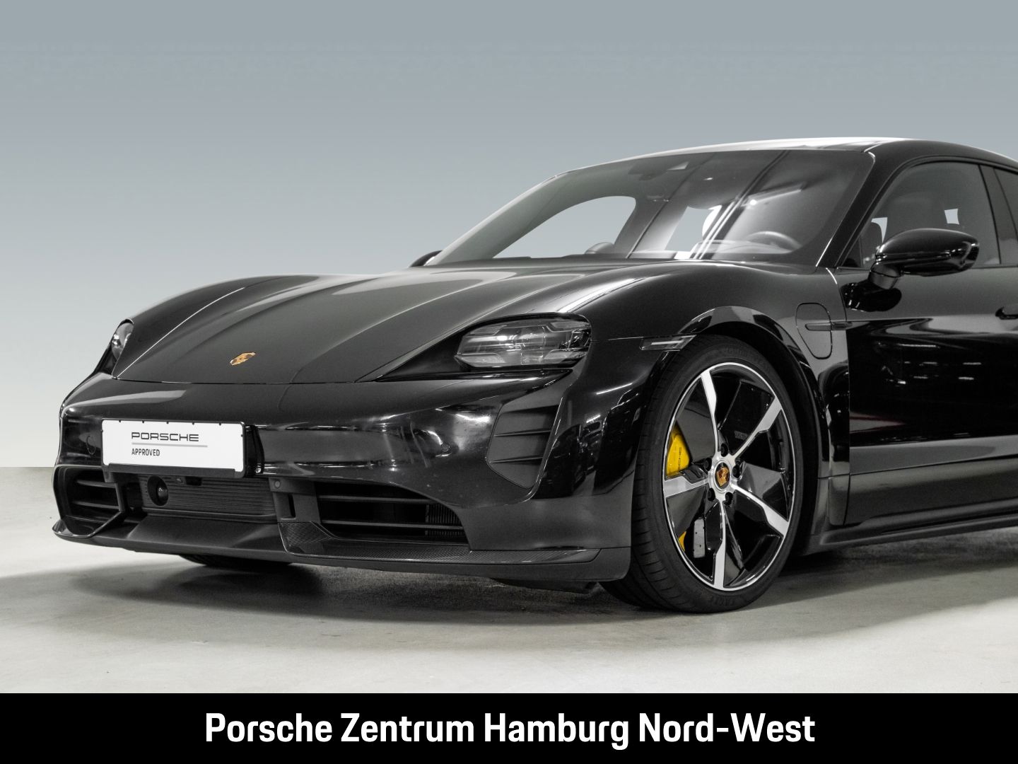 Porsche Taycan Turbo S LED-Matrix InnoDrive Head-Up