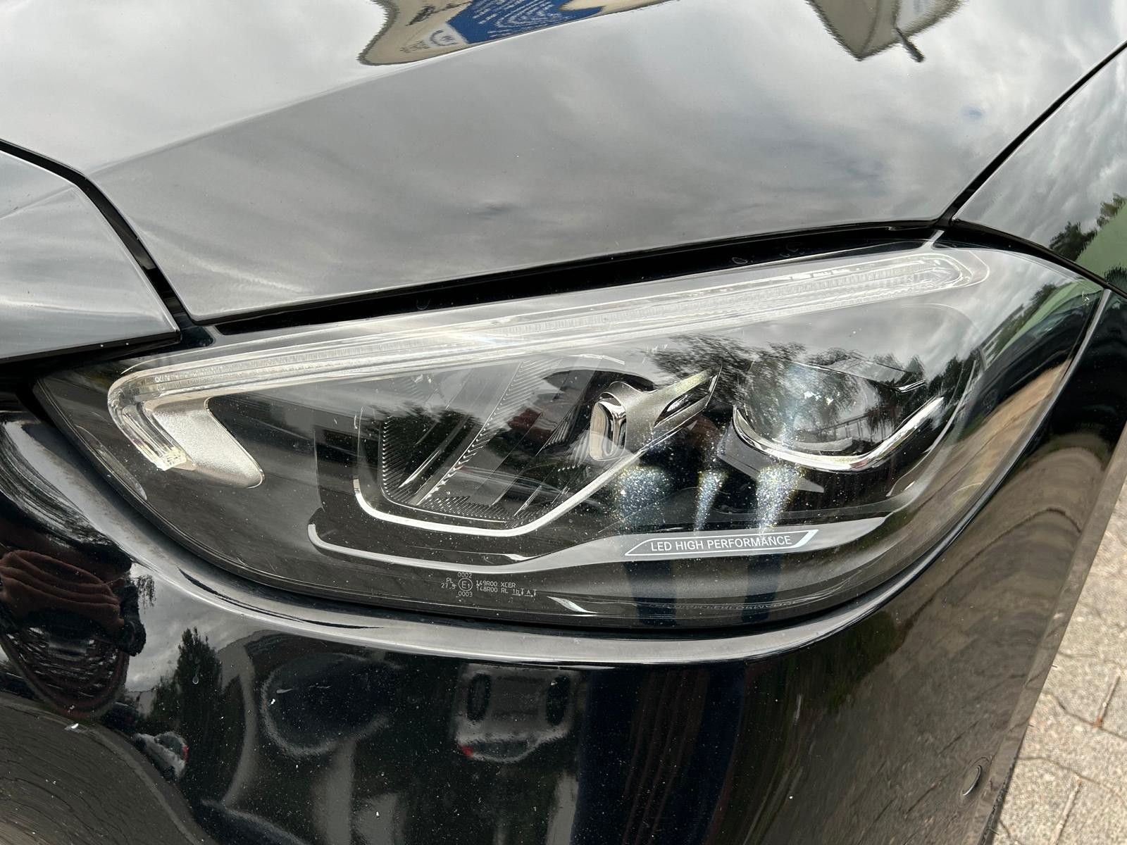 Mercedes-Benz C 220 d AMG Line - Samsaru's Car Outlet