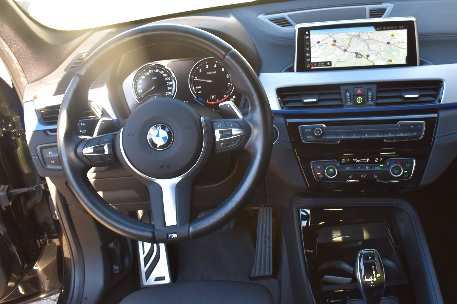 BMW X1 xDrive25i M Sportpaket - Samsaru's Car Outlet