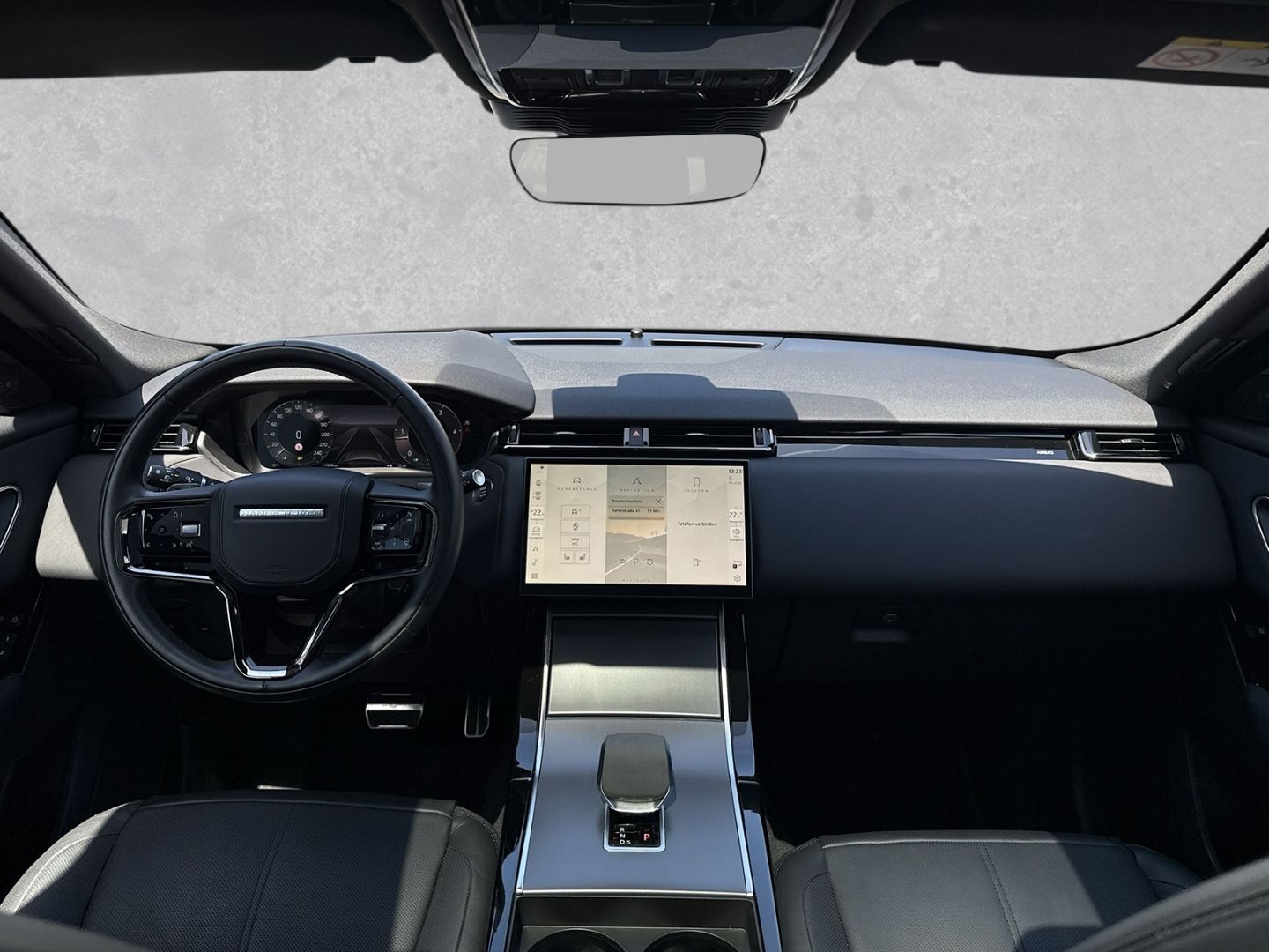 Range Rover Velar D200 R-Dynamic SE - Samsaru's Car Outlet
