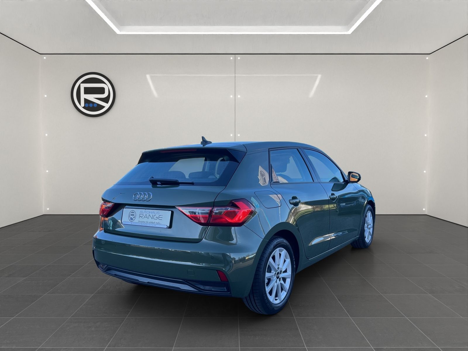 Audi A1 Sportback 30 TFSI advanced - Samsaru's Car Outlet