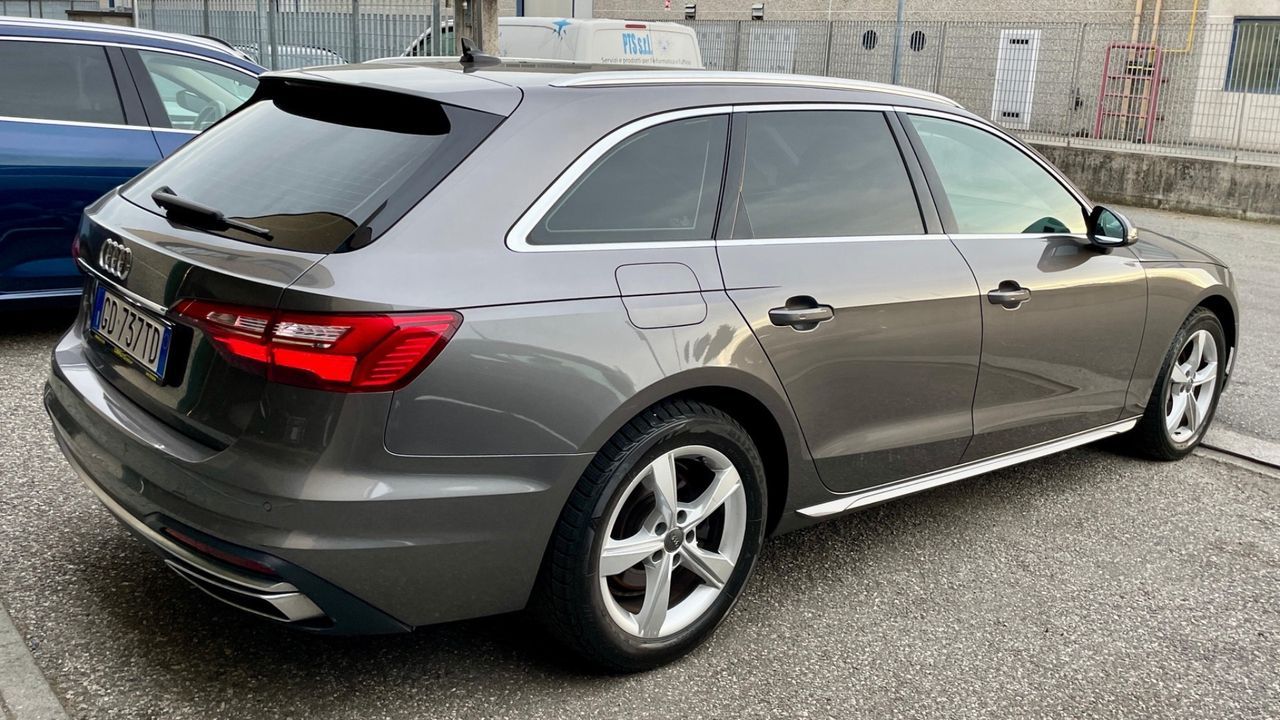 Audi A4 Avant 40 TDI S tronic Advanced - Samsaru's Car Outlet