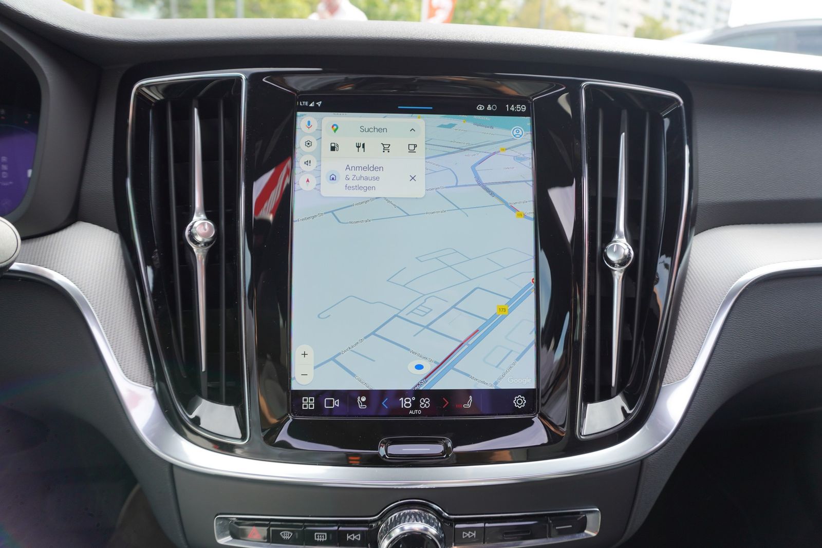 Volvo S60 2.0 M-Hybrid Plus Dark LED Panorama 360° DAB