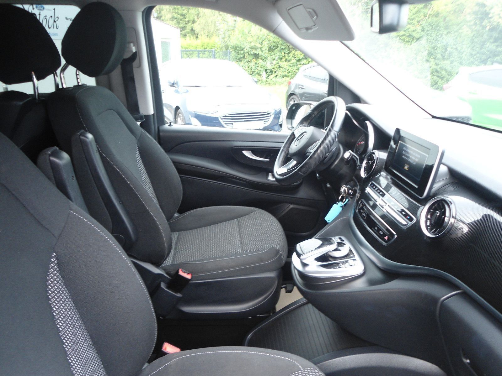 Mercedes-Benz V 300 d LANG Edition AMG - Samsaru's Car Outlet