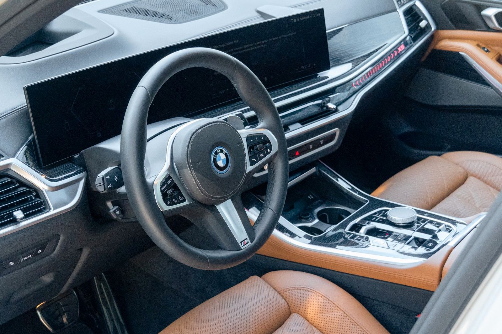BMW X5 50e M SPORT.LUFTF.PANO.LHZ.DR.ASS.PRO.H/K.360