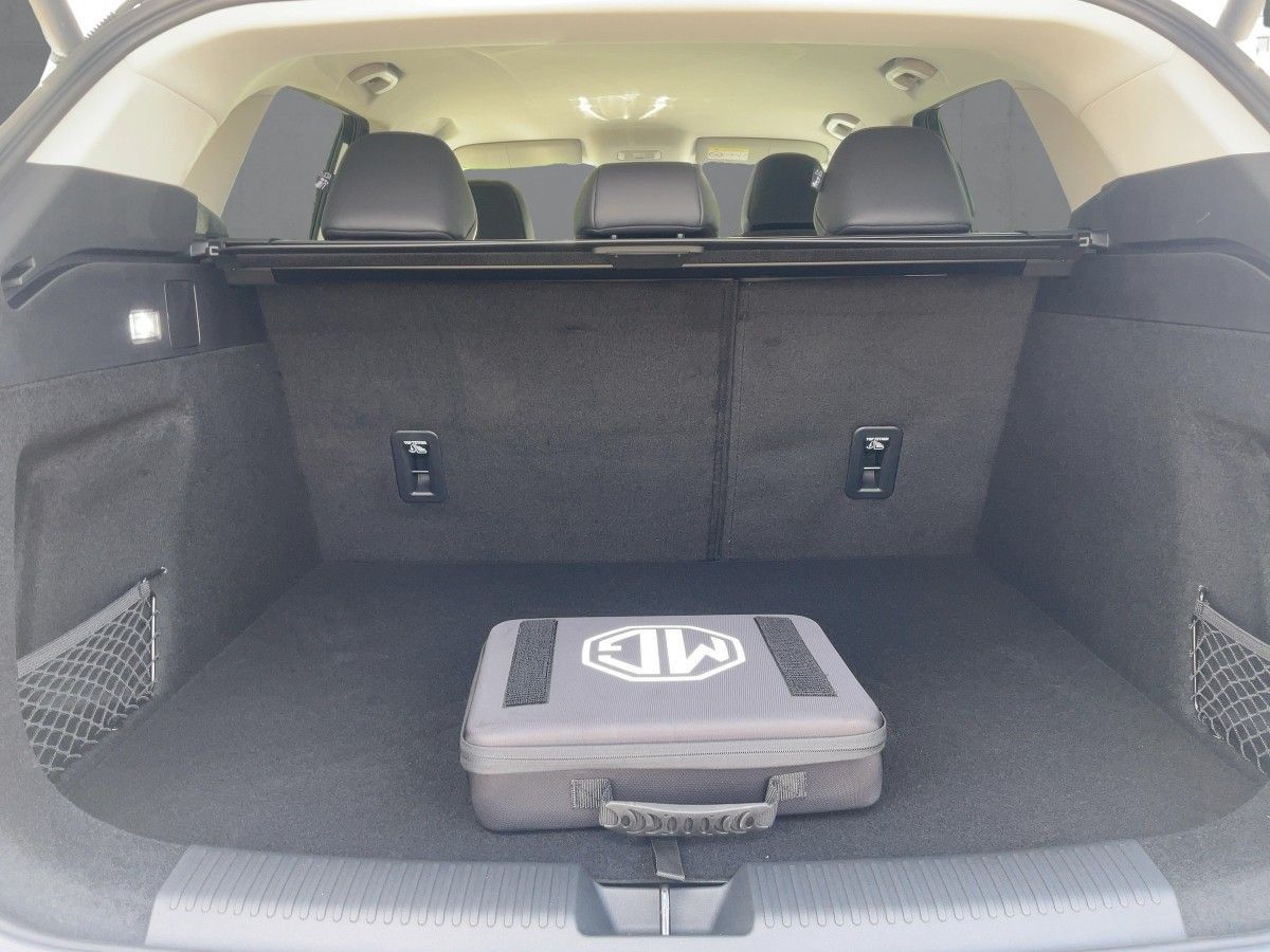 MG HS 1.5 PHEV Luxury Automatik FINANZIERUNGSPREIS
