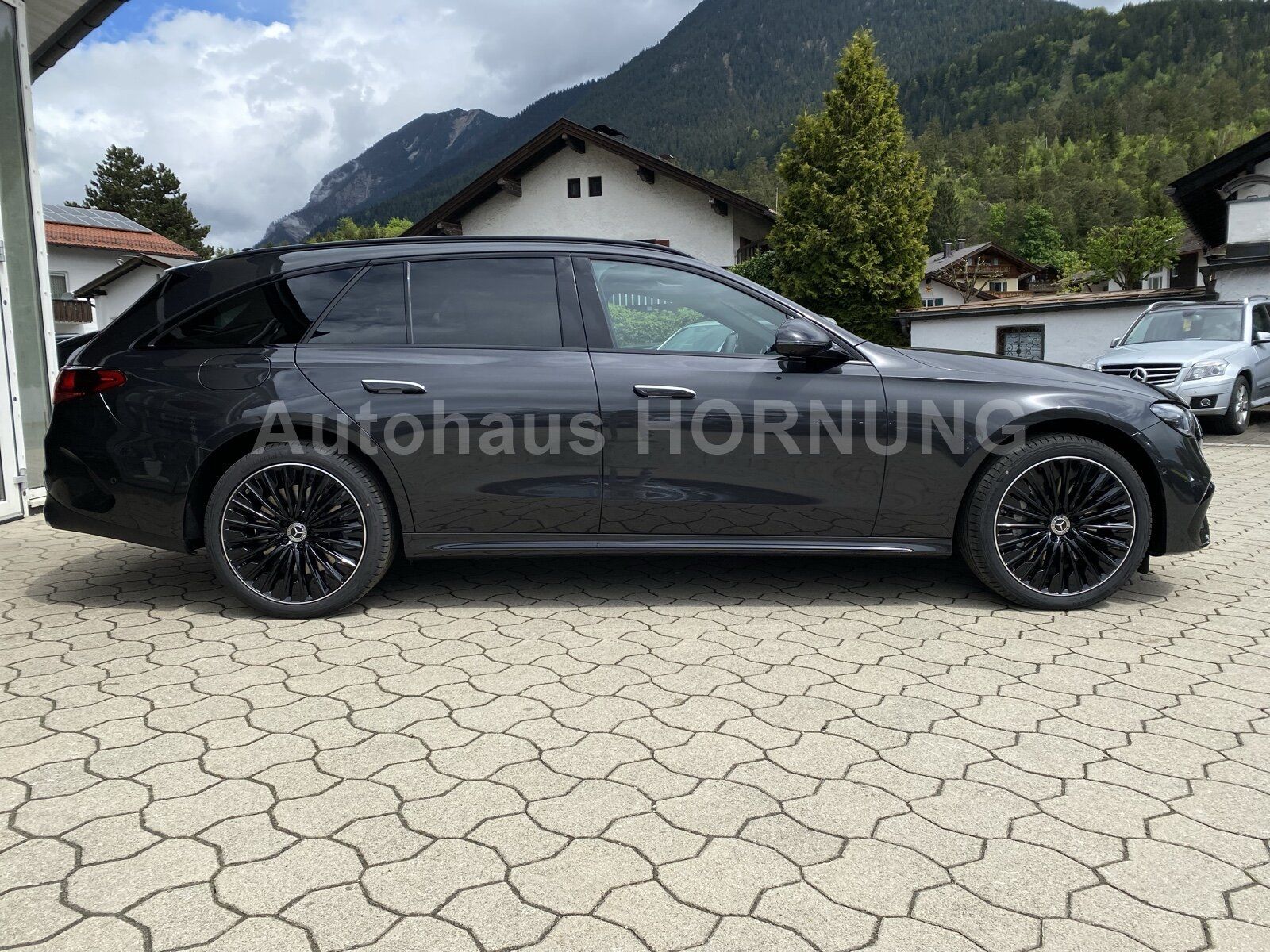 Mercedes-Benz E 450d T 4M AMG HUD STDHZ PANOSD AHK DigiL Bur4D