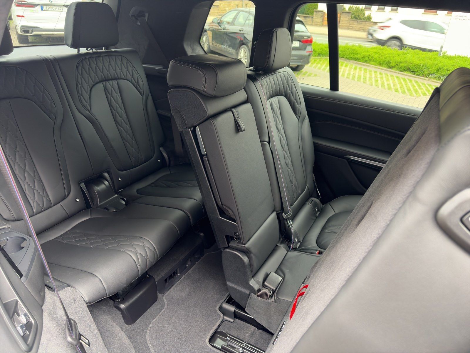 BMW X7 xDrive40d | M Sport Pro| Integral| Sky Lounge
