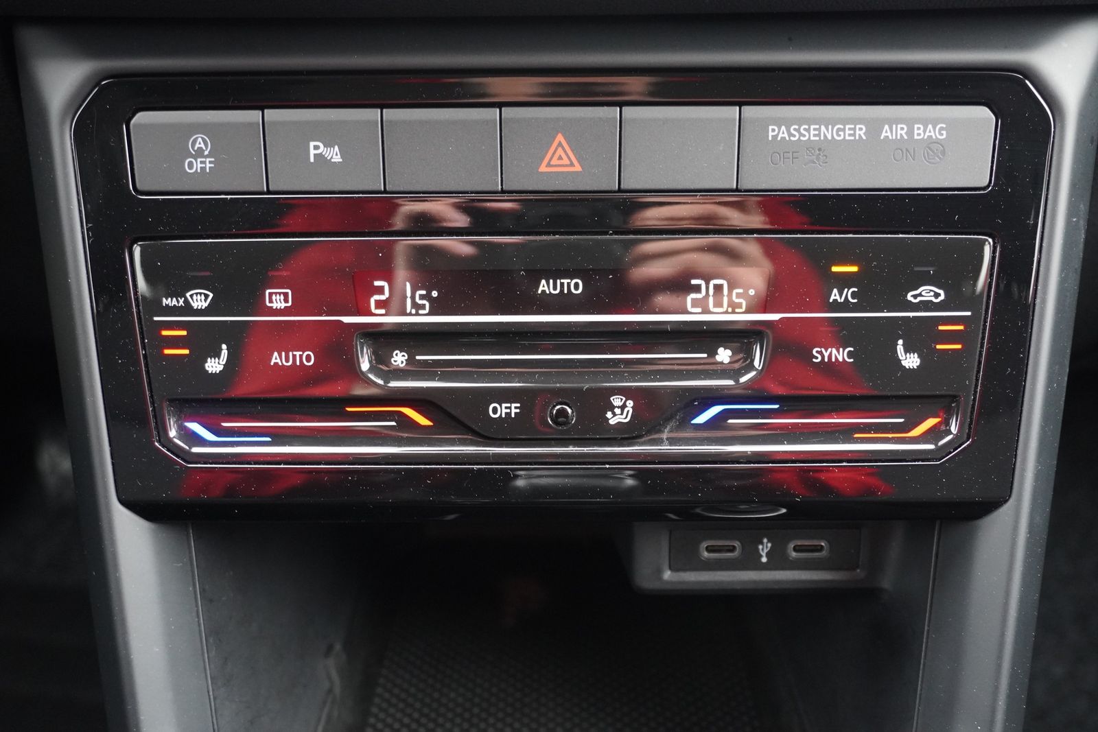 Volkswagen T-Cross 1.0 TSI - Samsaru's Car Outlet