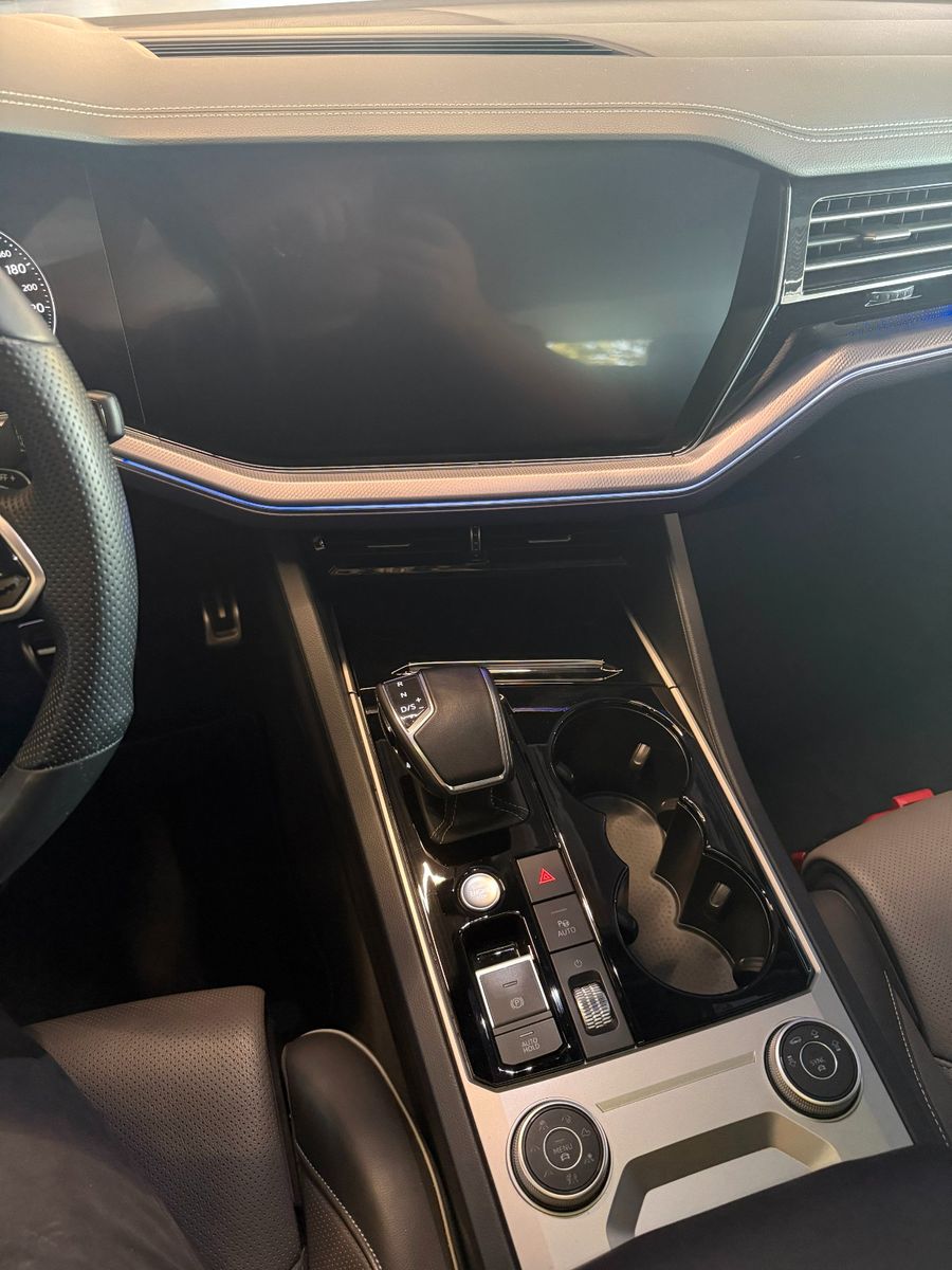 Volkswagen Touareg R-Line 4Motion*GARANTIE*ALLWETTER*VOLL*