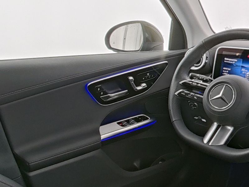 Mercedes-Benz GLC 300 e 4M AMG - Samsaru's Car Outlet