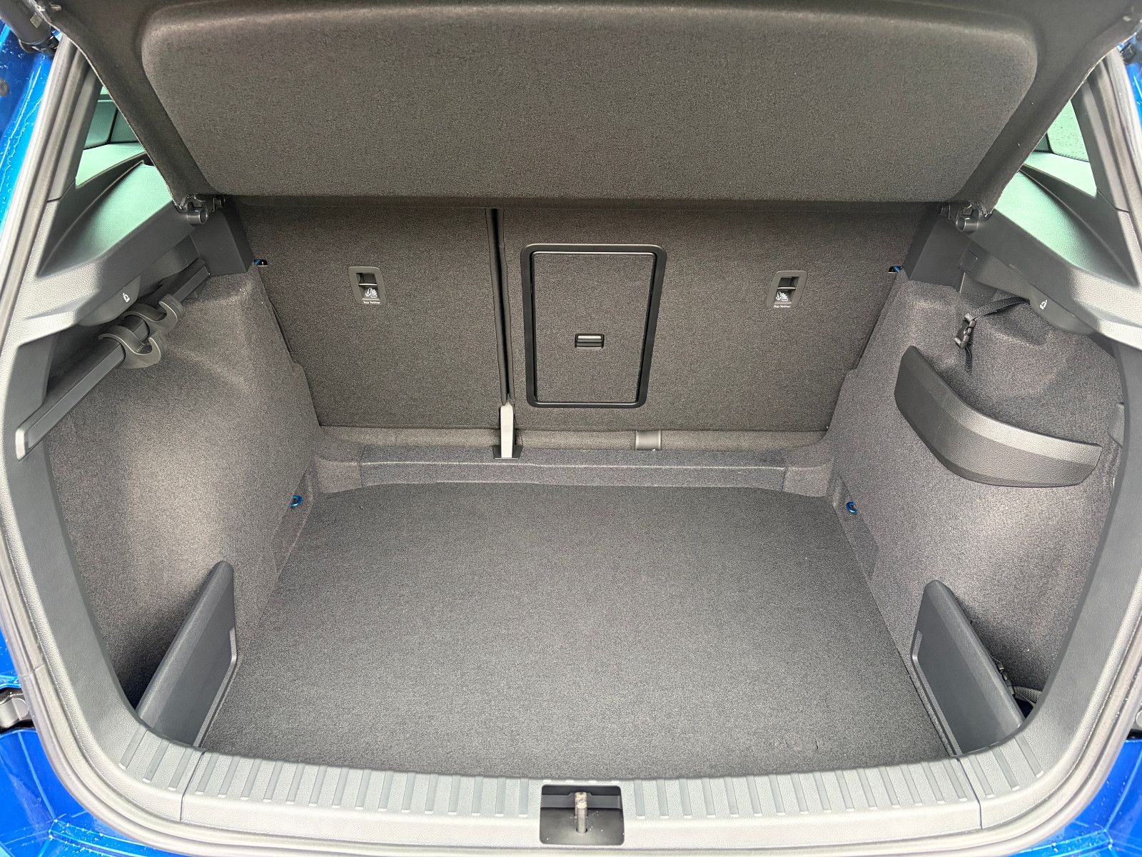 Skoda Karoq Sportline 5 JAHRE GARANTIE  AHK