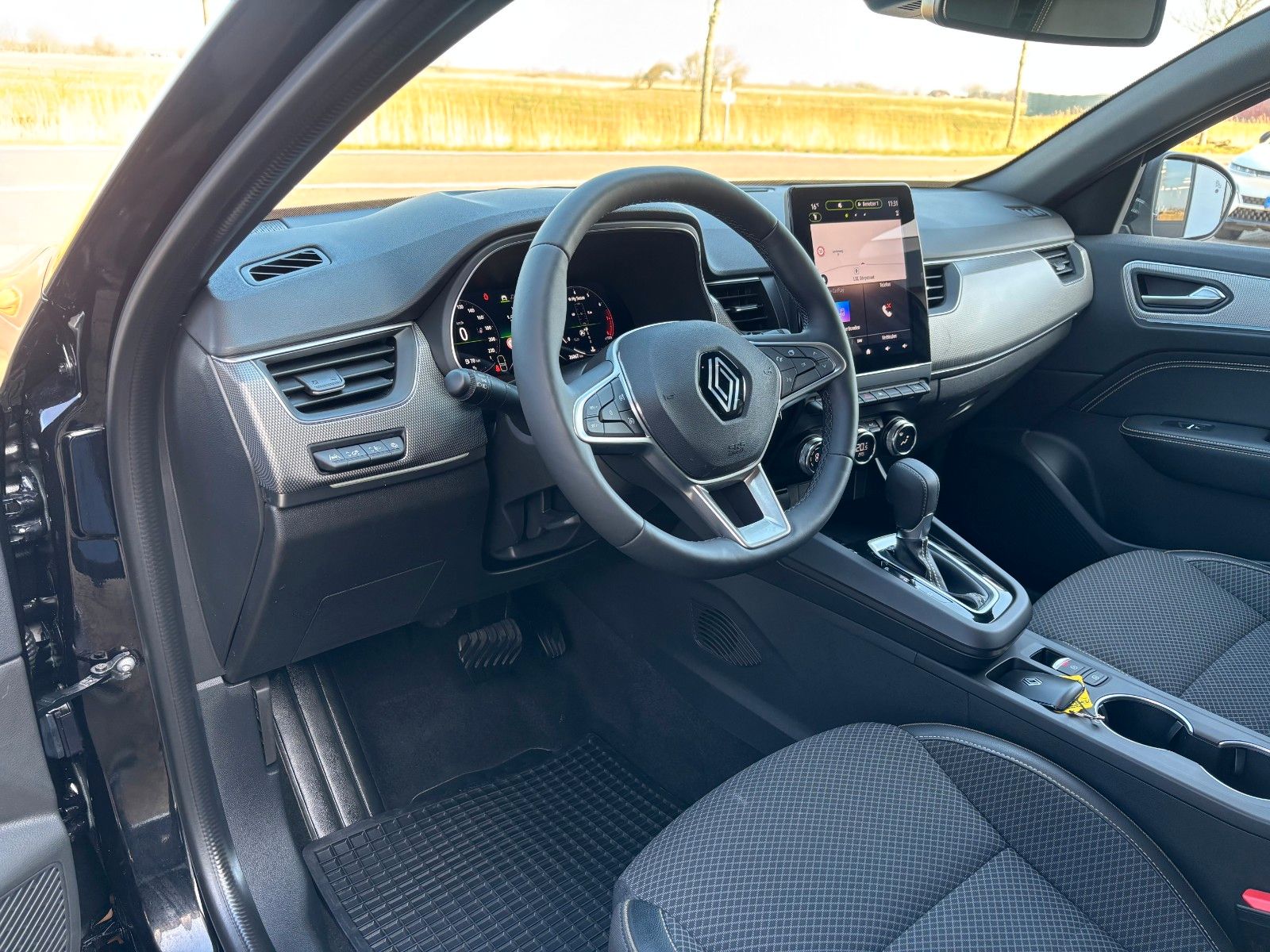 Renault Arkana Techno Mild Hybrid - Samsaru's Car Outlet