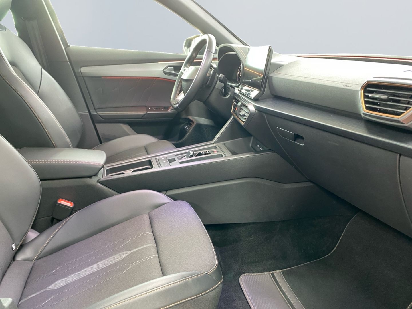 Cupra Formentor 1.4 e-Hybrid DSG *LED*AHK*Pano*DCC*CAM