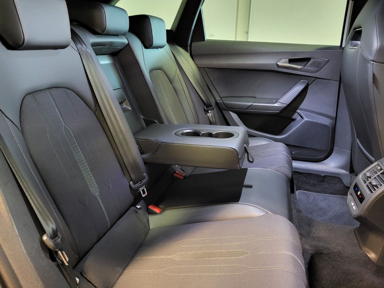 Cupra Leon VZ 2.0 TSI DSG 4Drive - Samsaru's Car Outlet