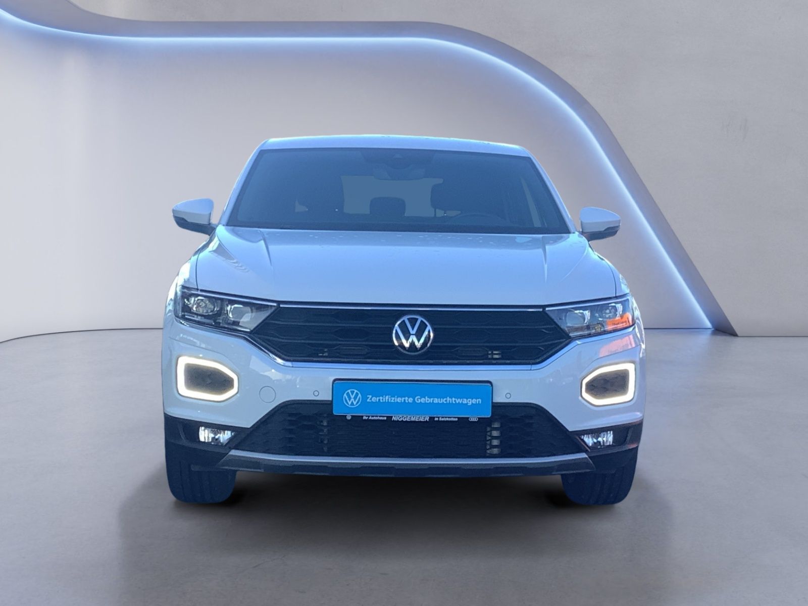 Volkswagen T-Roc 2.0TSI 4M DSG SPORT - Samsaru's Car Outlet