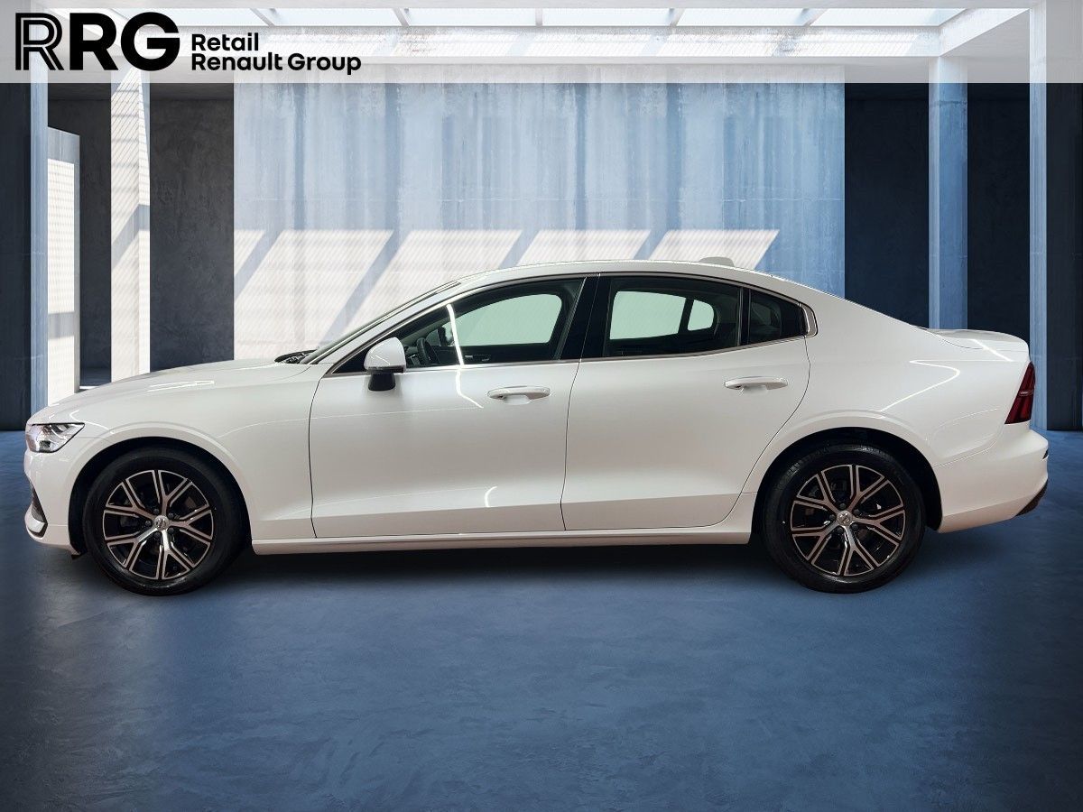 Volvo S60 PLUS DARK B4