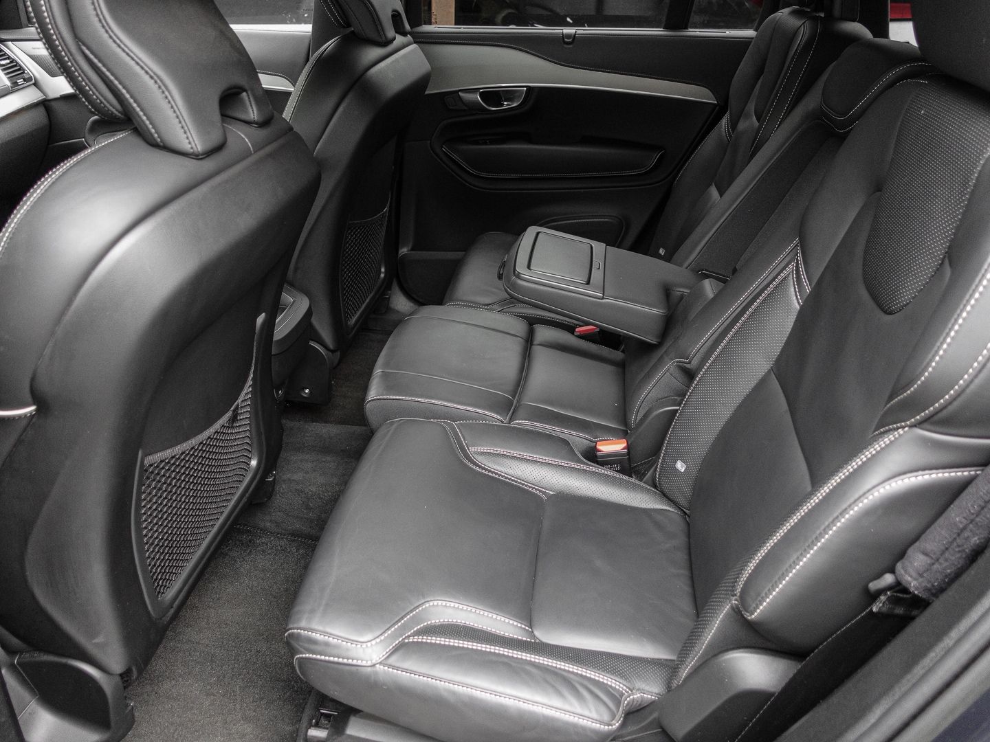 Volvo XC90 Plus Dark AWD 7-Sitzer AD StandHZG AHK Digi