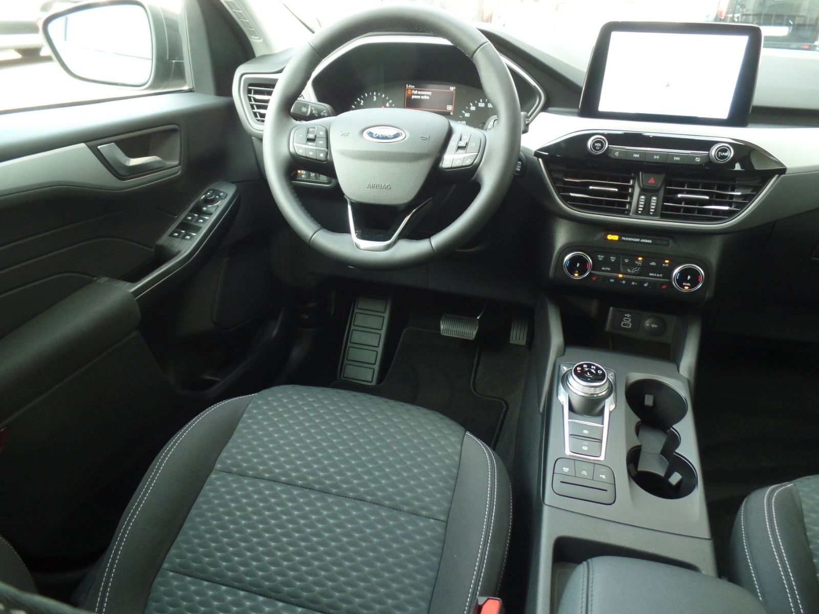 Ford Kuga 2.0l - Samsaru's Car Outlet