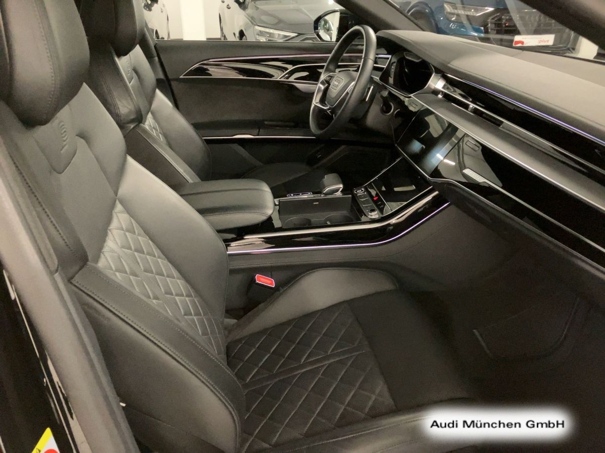 Audi A8 60 TFSI e qu. Technologie - Samsaru's Car Outlet