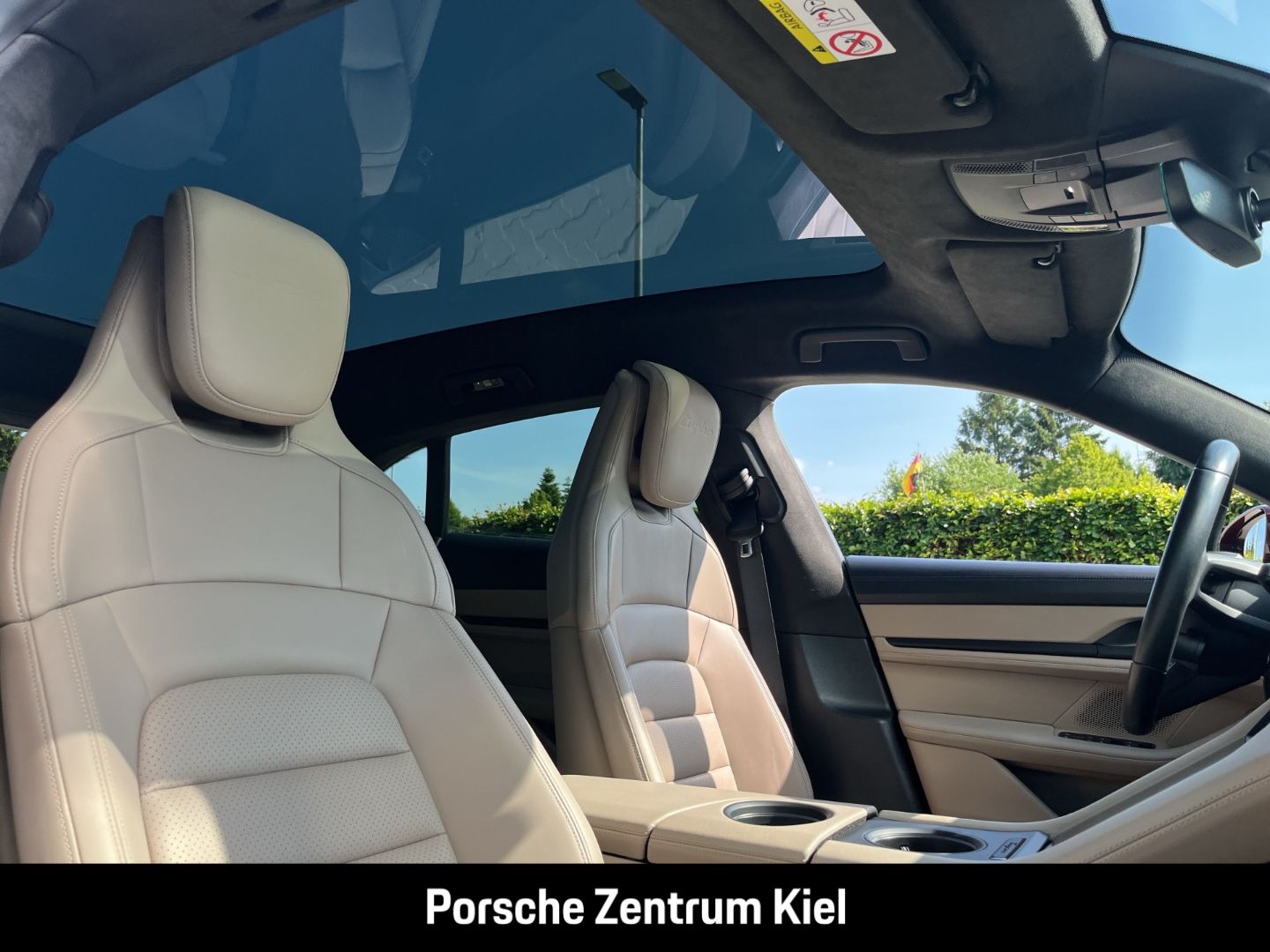 Porsche Taycan Turbo Cross Turismo BOSE LED-Matrix