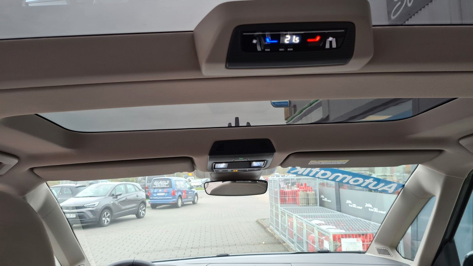 Volkswagen T7 Multivan Diesel - Samsaru's Car Outlet