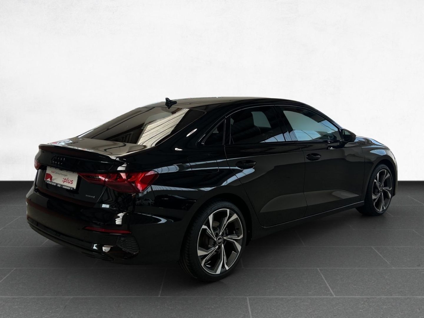 Audi A3 Lim. 40 TFSI quattro S-tronic - Samsaru's Car Outlet