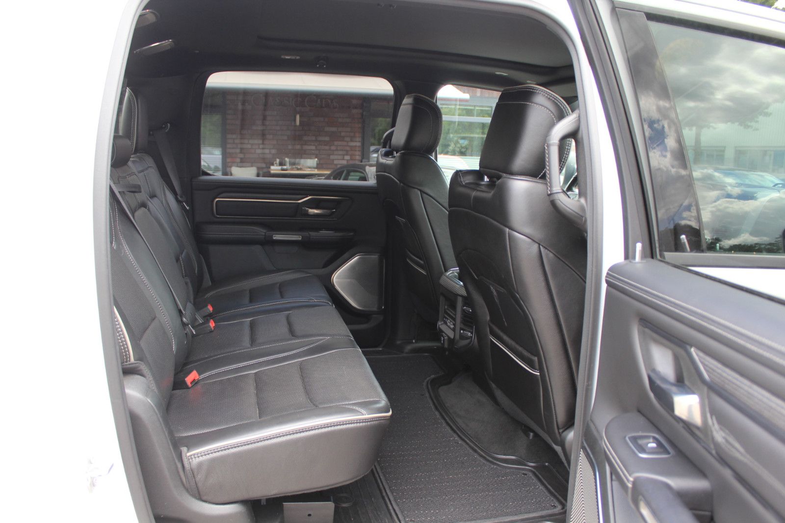 Dodge RAM 5,7L LIMITED, Unfallfrei, 1. Hand, LPG, 360°