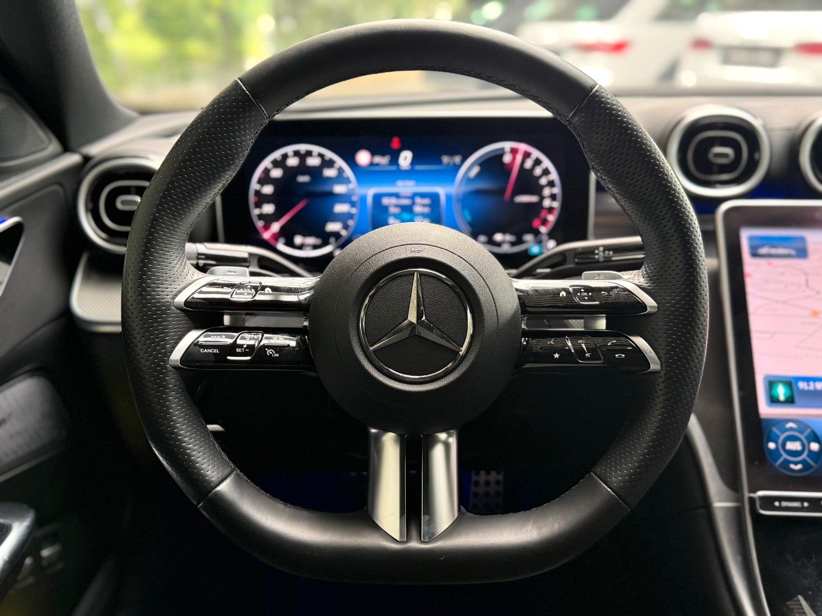 Mercedes-Benz C 300 e AMG - Samsaru's Car Outlet