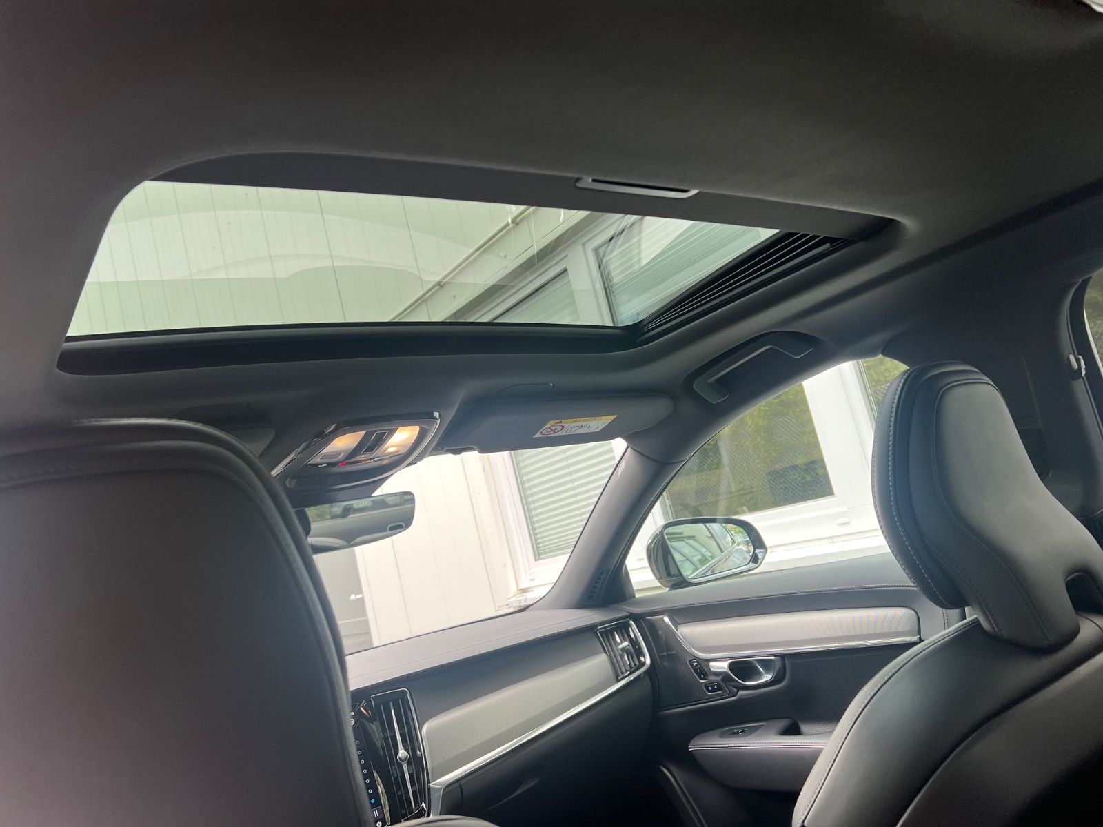 Volvo S90 Recharge T8 AWD PLUS DARK GARANTIE -51%