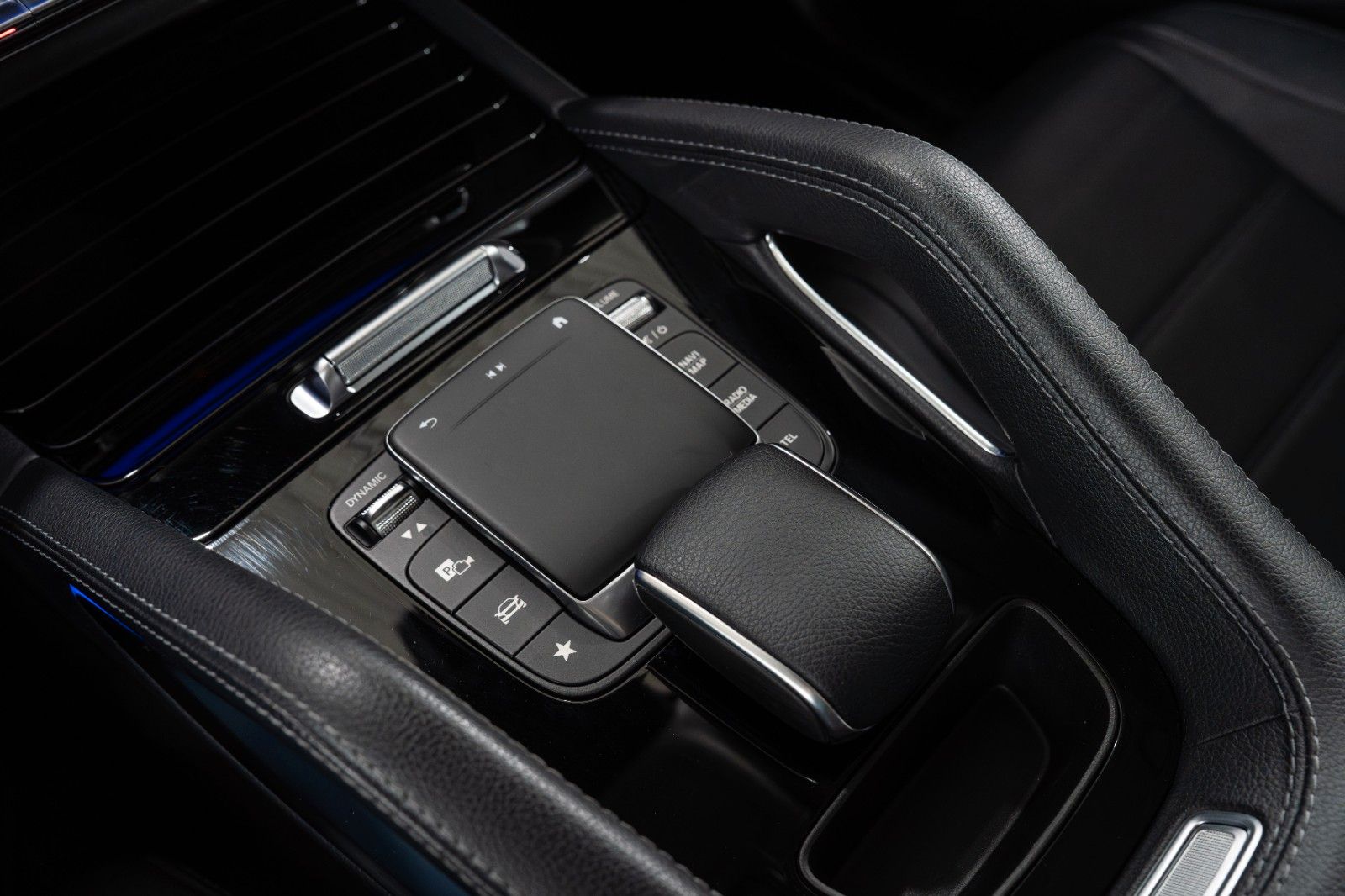 Mercedes-Benz GLE 350de 4Mat.*HEAD-UP*LED*19"LM*NAVI*LEDER*1HD