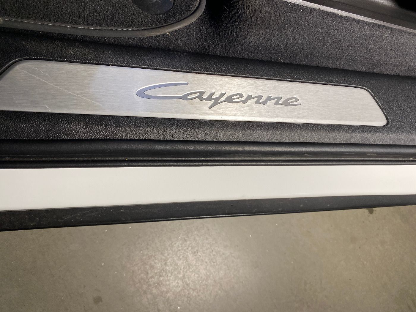 Porsche Cayenne E-Hybrid | Nachtsicht | InnoDrive |