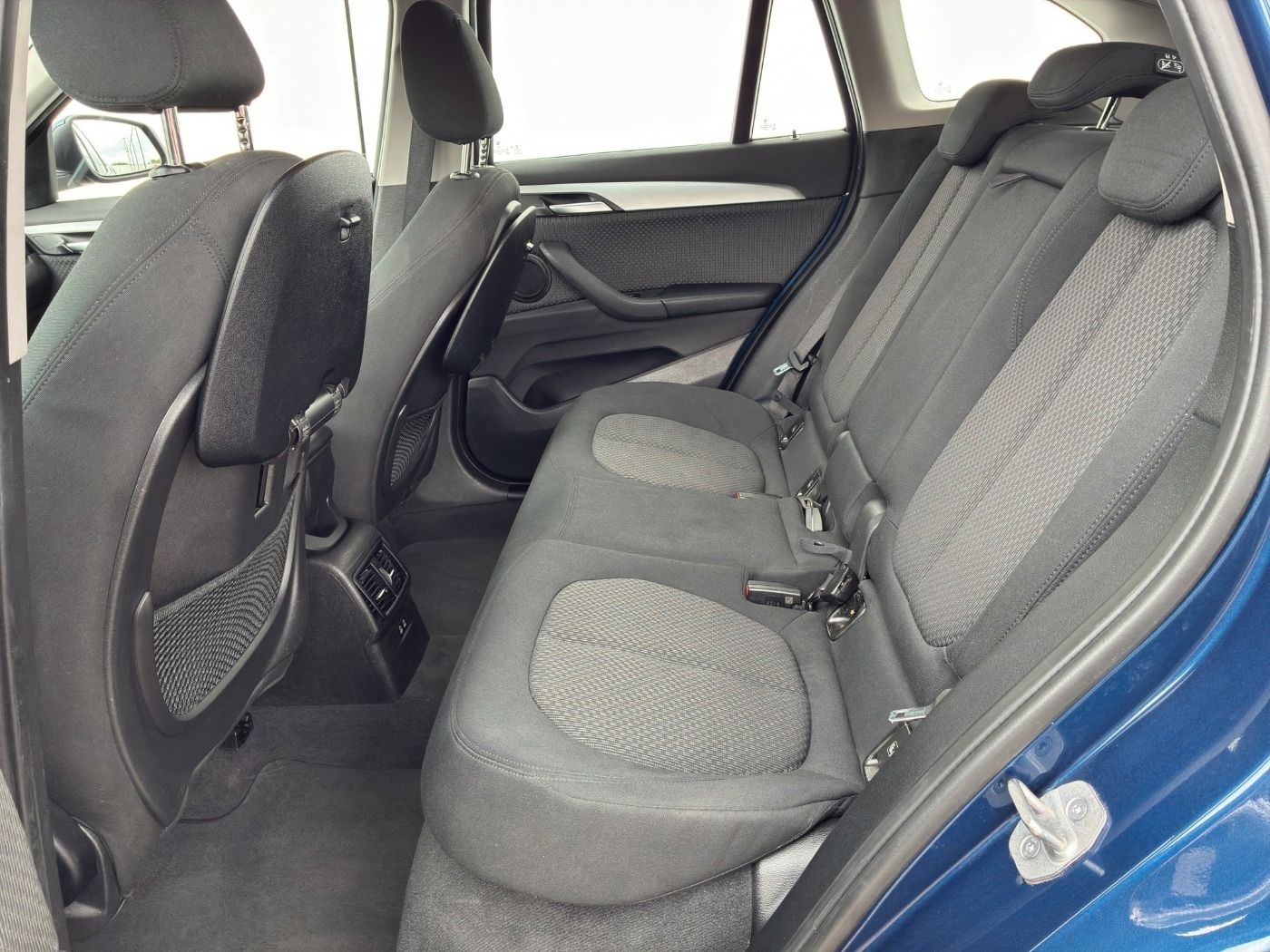 BMW X1 xDrive25e - Samsaru's Car Outlet