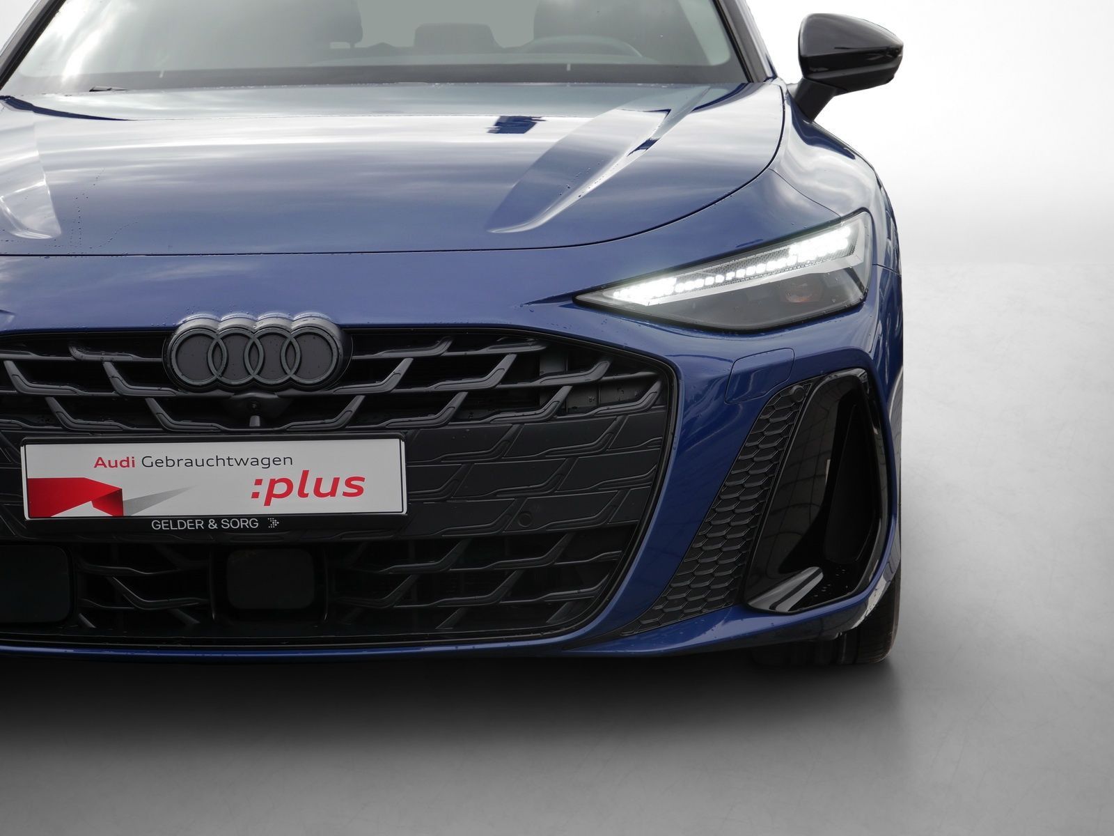 Audi A6 Avant TFSI quattro S line 270 kW B&O*HuD*Pano