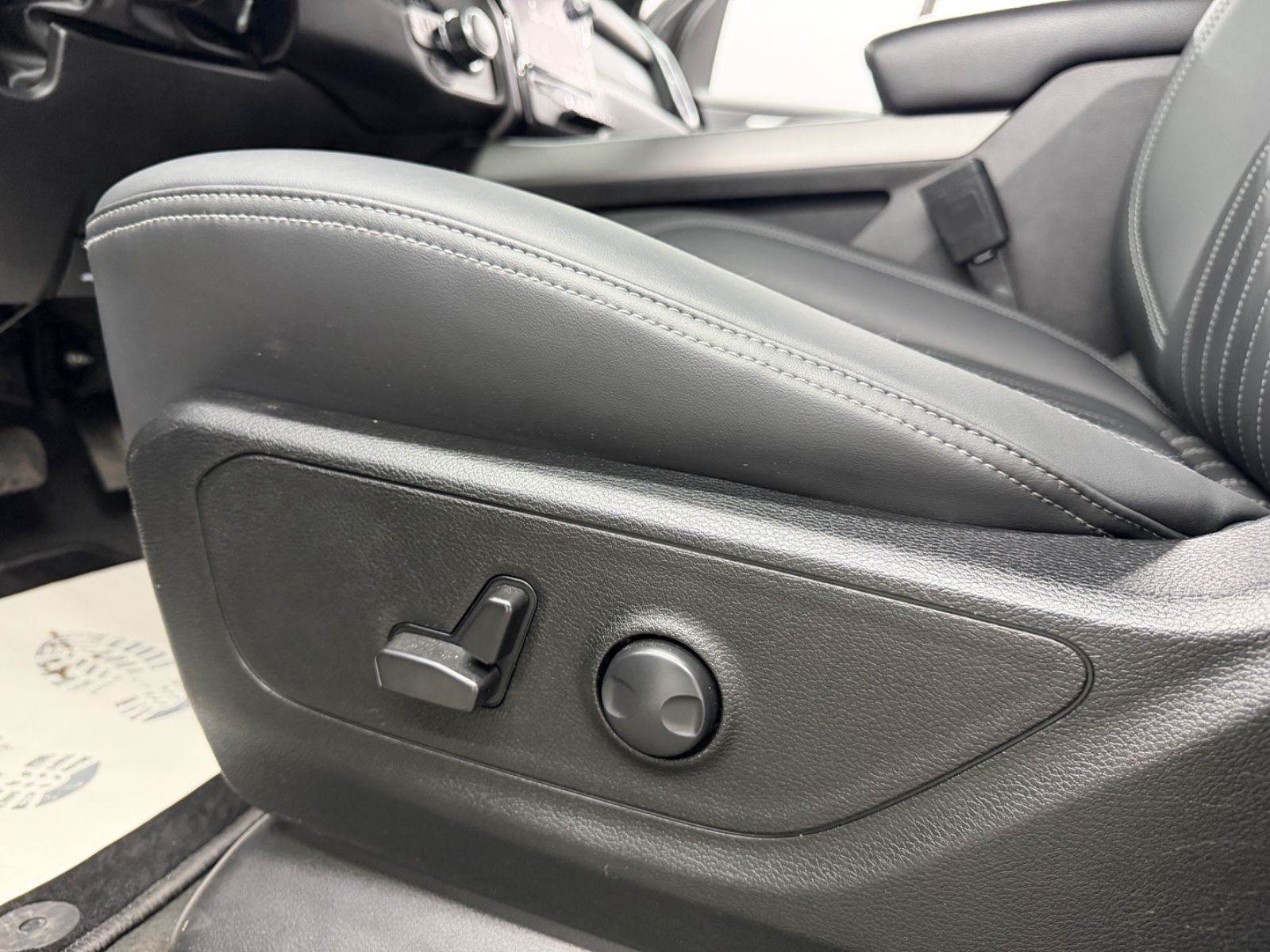 Dodge RAM 1500 5.7 4x4 eTORQUE Bigh. Crew./12"Display/