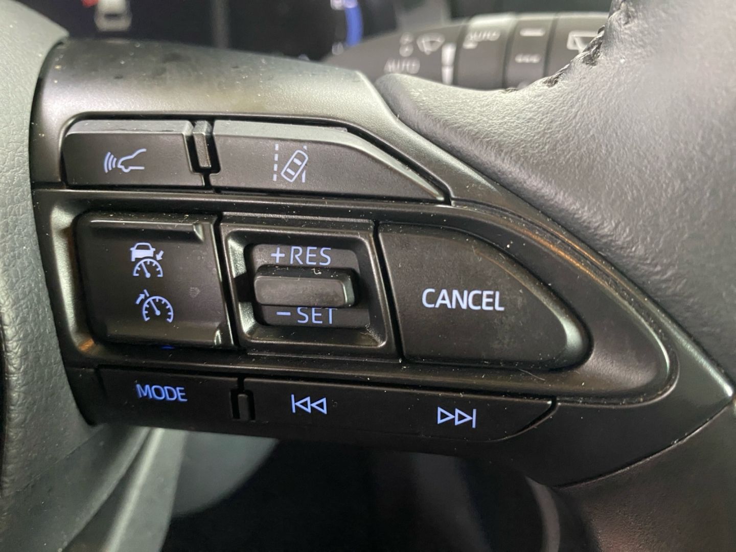 Toyota Yaris Cross Hybrid 1.5 Adventure *Matrix*HUD*CAM