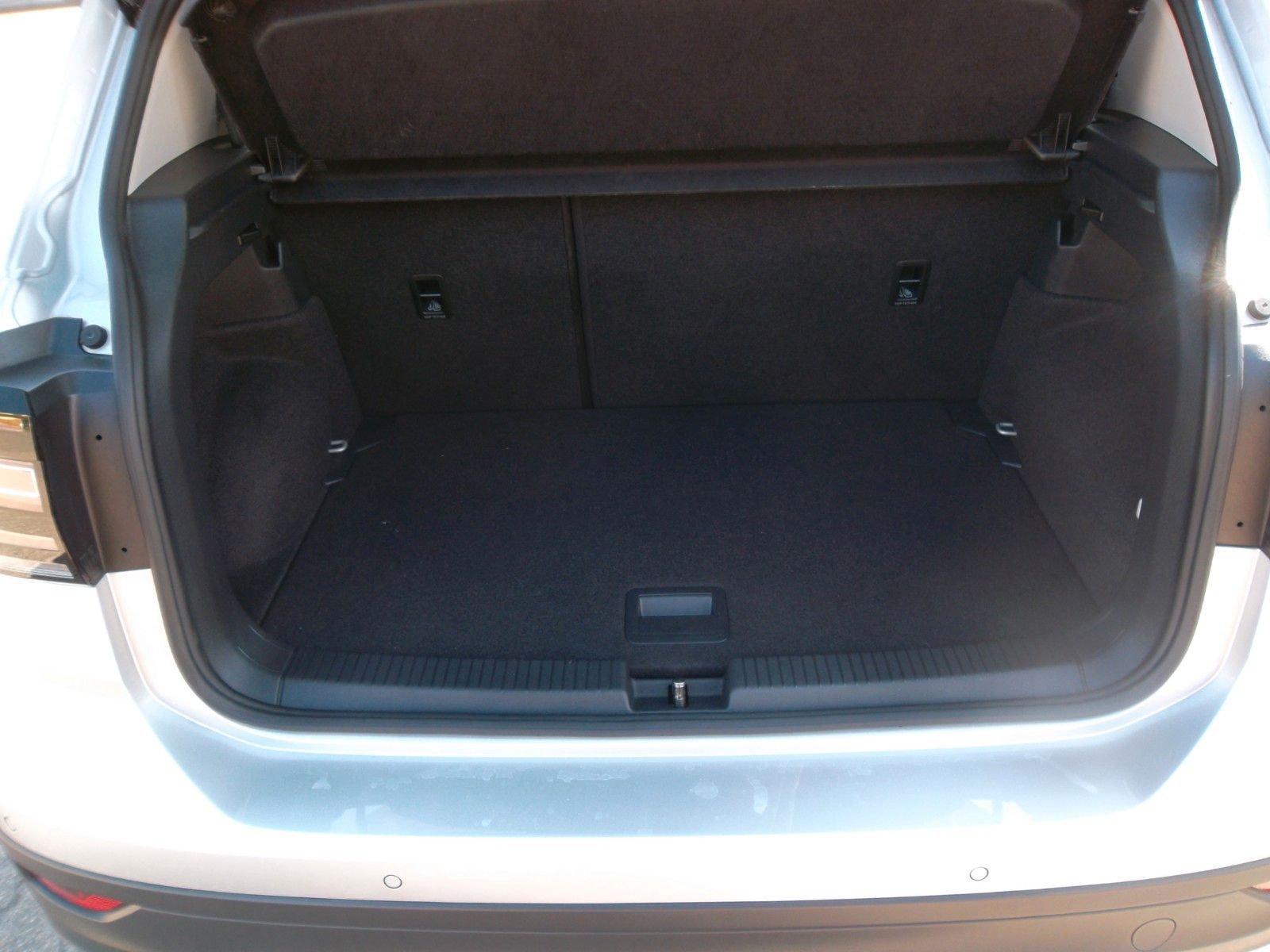Volkswagen T-Cross 1.0 ACTIVE - Samsaru's Car Outlet