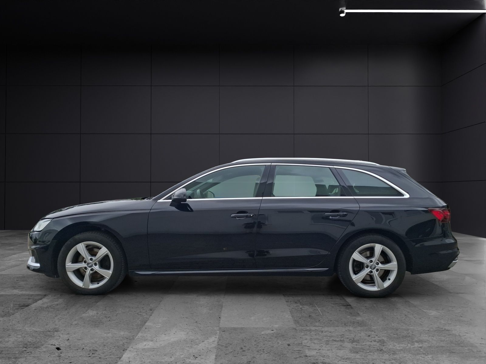 Audi A4 Avant 35 TFSI advanced S-tronic - Samsaru's Car Outlet