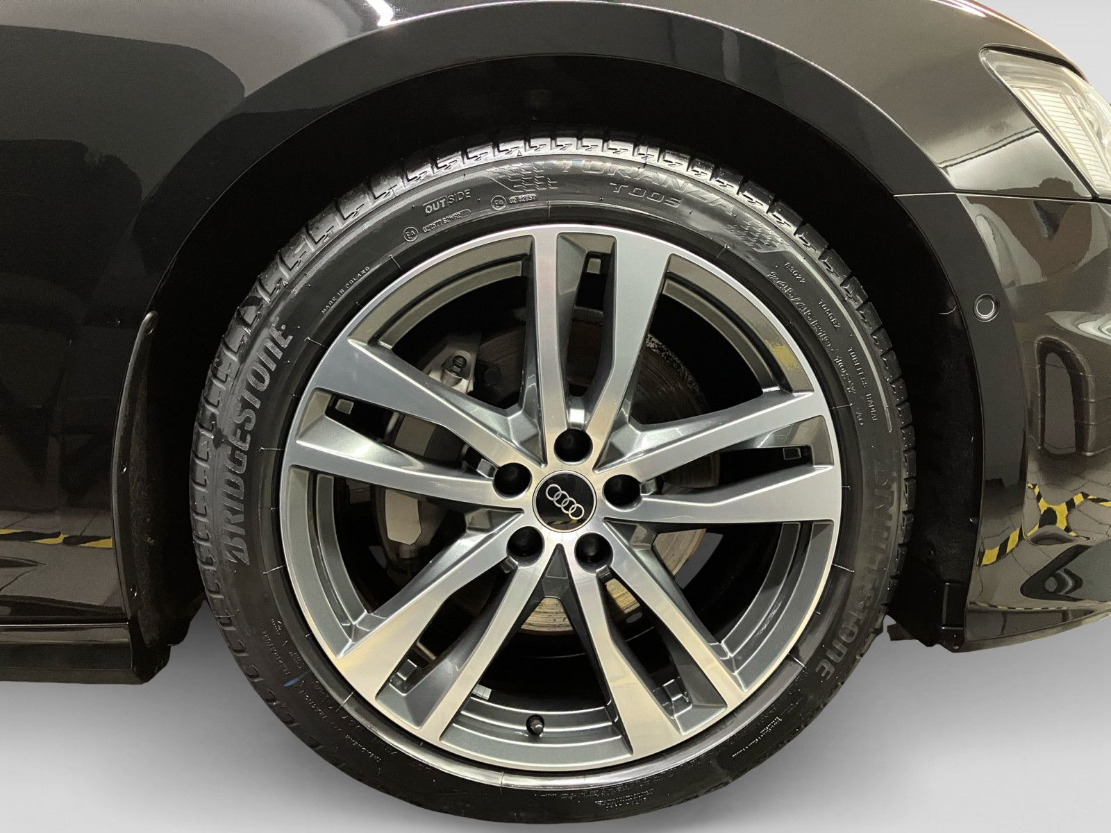 Audi A6 Avant 45 TDI quattro S line - Samsaru's Car Outlet