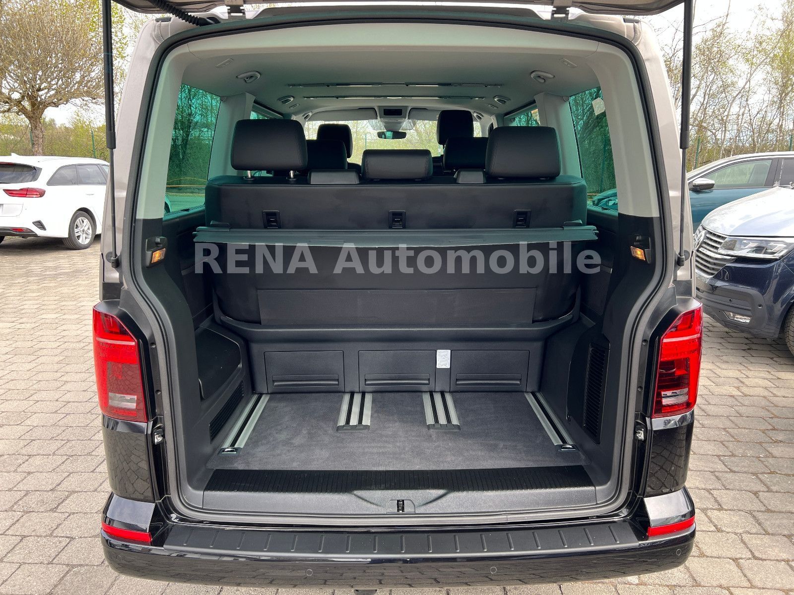 Volkswagen T6 Multivan 4motion - Samsaru's Car Outlet